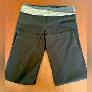 🔥🔥🔥 SALE Women’s Kirkland Flare Yoga Pants Size XL